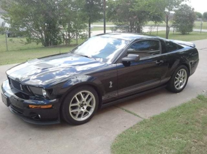 Black Shelby GT500